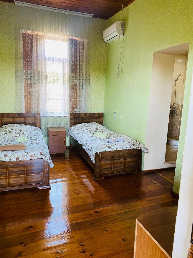Guesthouse Kamelia Мартвили Екстериор снимка