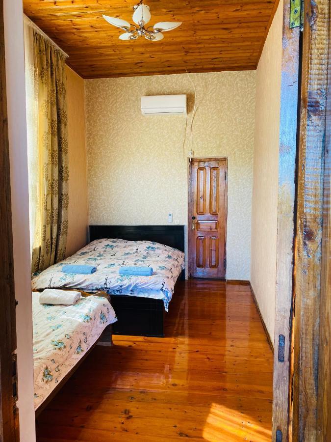 Guesthouse Kamelia Мартвили Екстериор снимка